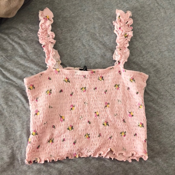Light pink floral cropped tank